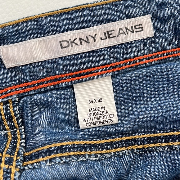DKNY Vintage Distressed denim jeans 34x32 EUC - Picture 8 of 10